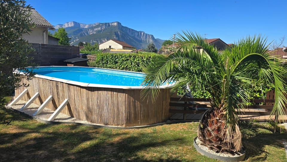 Garden view, Mountain view, Swimming pool