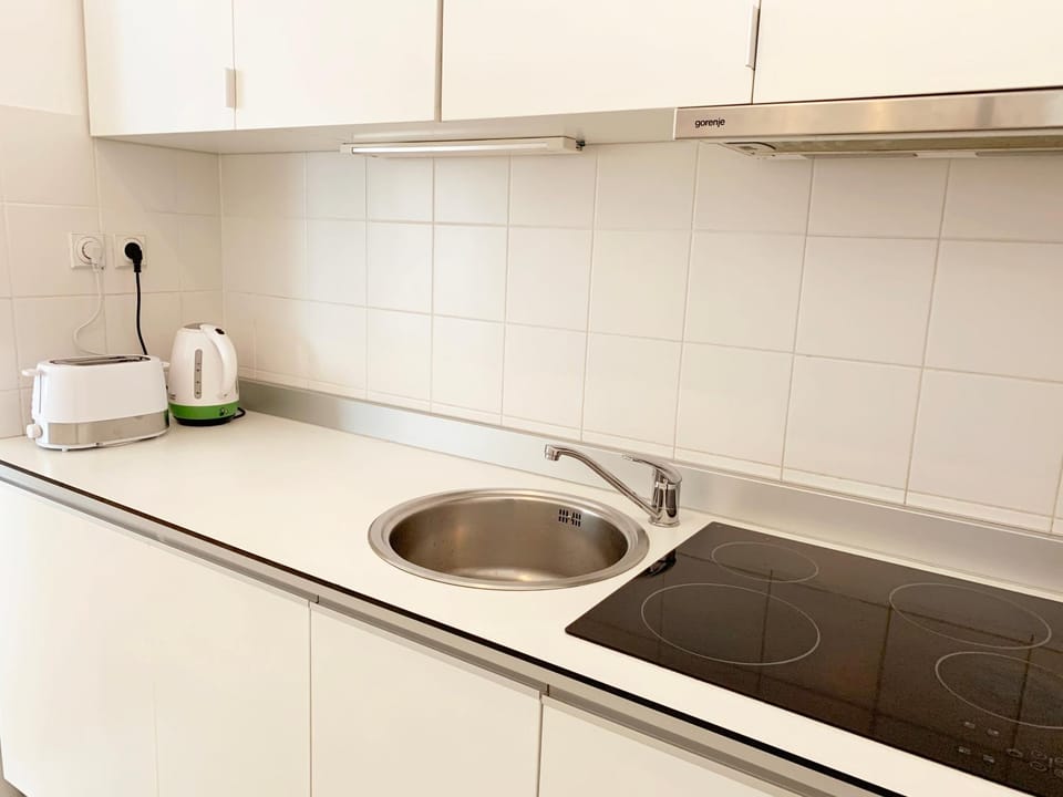 Kitchen or kitchenette, Area and facilities