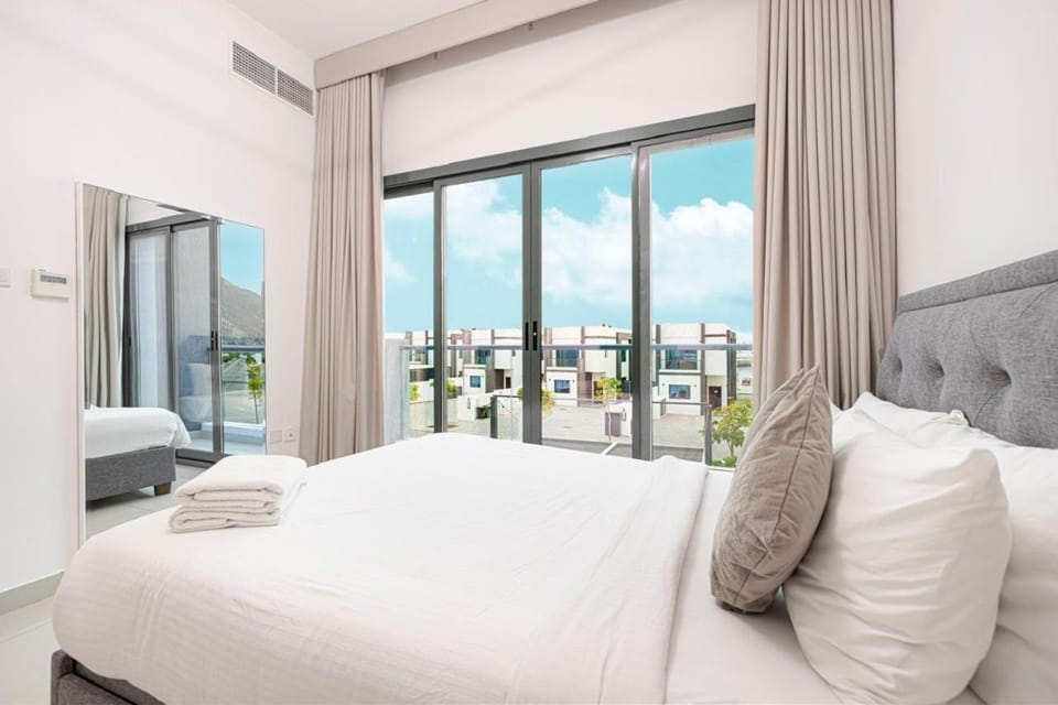 Bed, View (from property/room), Balcony/Terrace, Photo of the whole room, Bedroom, towels