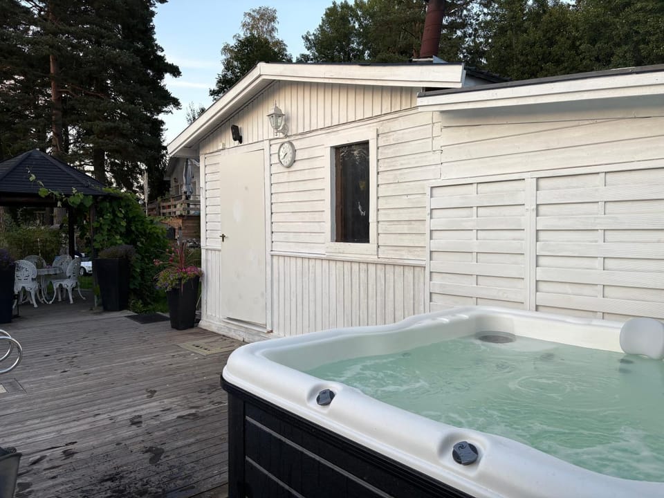Hot Tub, Spa and wellness centre/facilities