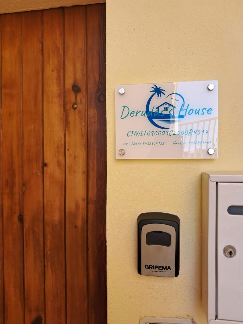 Property logo or sign
