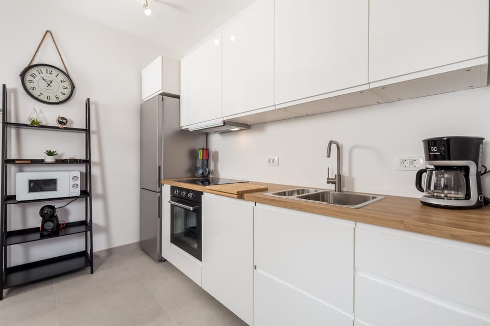 Coffee/tea facilities, Kitchen or kitchenette, dishwasher, minibar, pet friendly, stove, toaster
