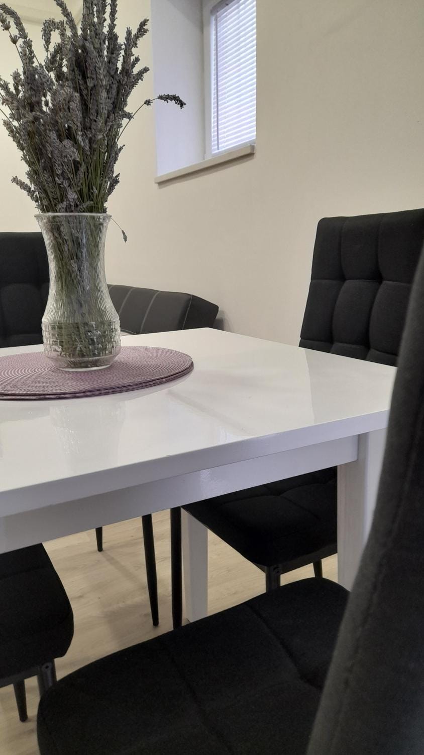 Ellamar City Center Apartment 2 Apartment in Makarska