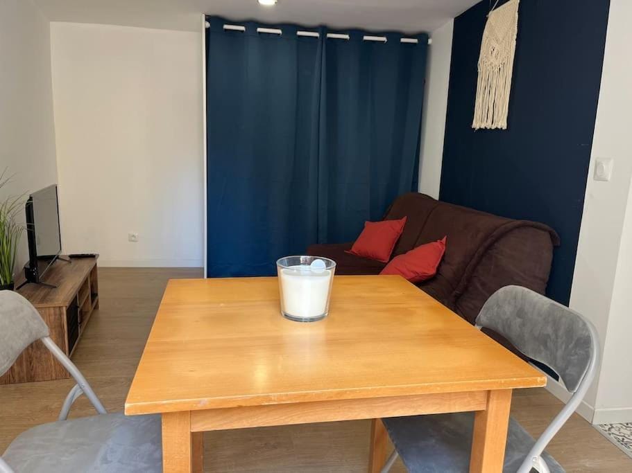 Le Foch - Jolie petit studio Apartment in Île-de-France