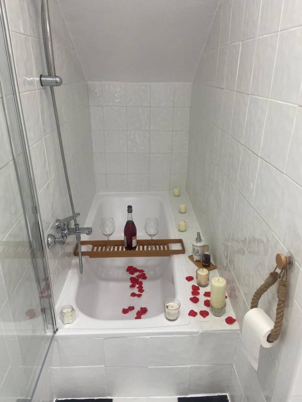 Bathroom, Bath