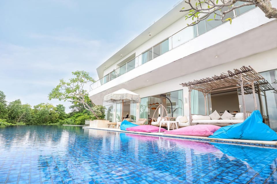 Property building, Pool view, Swimming pool