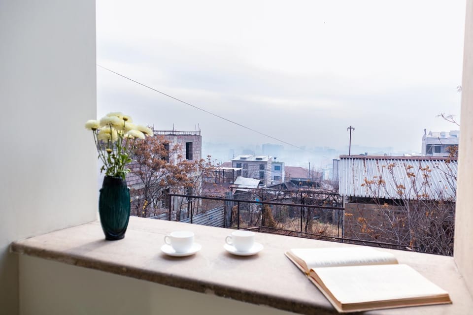 View (from property/room), City view