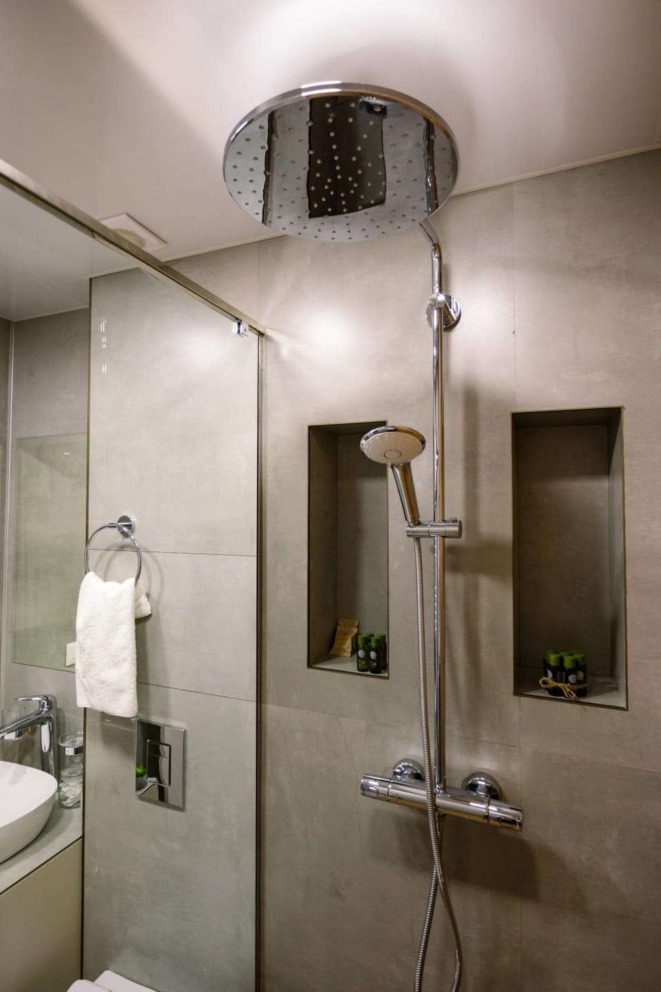 Shower, Bathroom