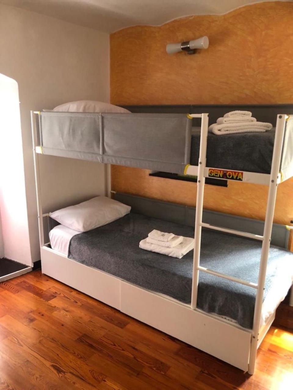 bunk bed