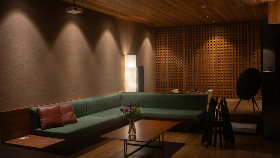 Seating area