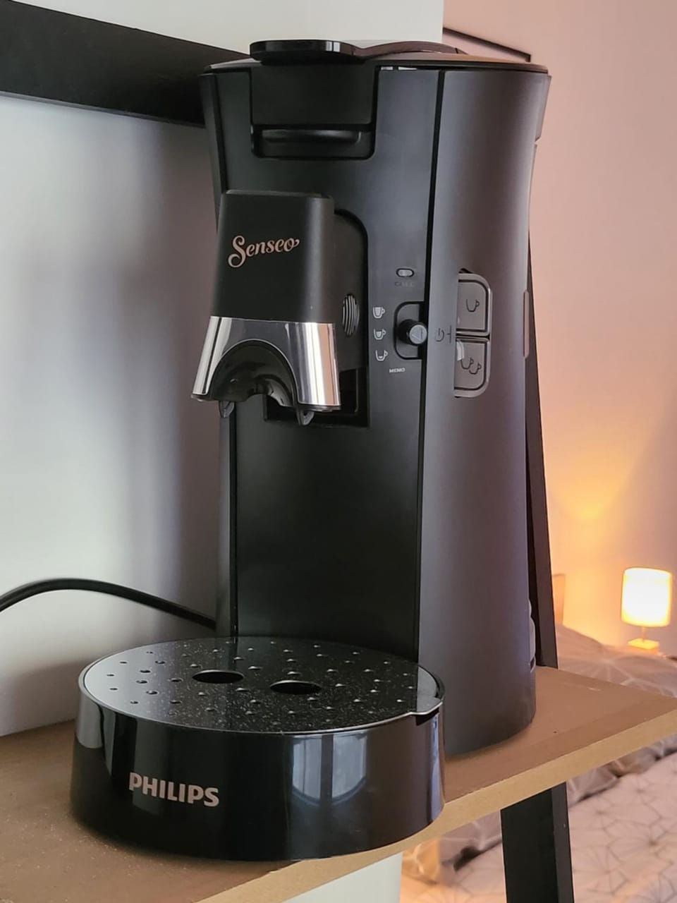 Studio proche gare Vernon Giverny terrasse Parking Apartment in Vernon