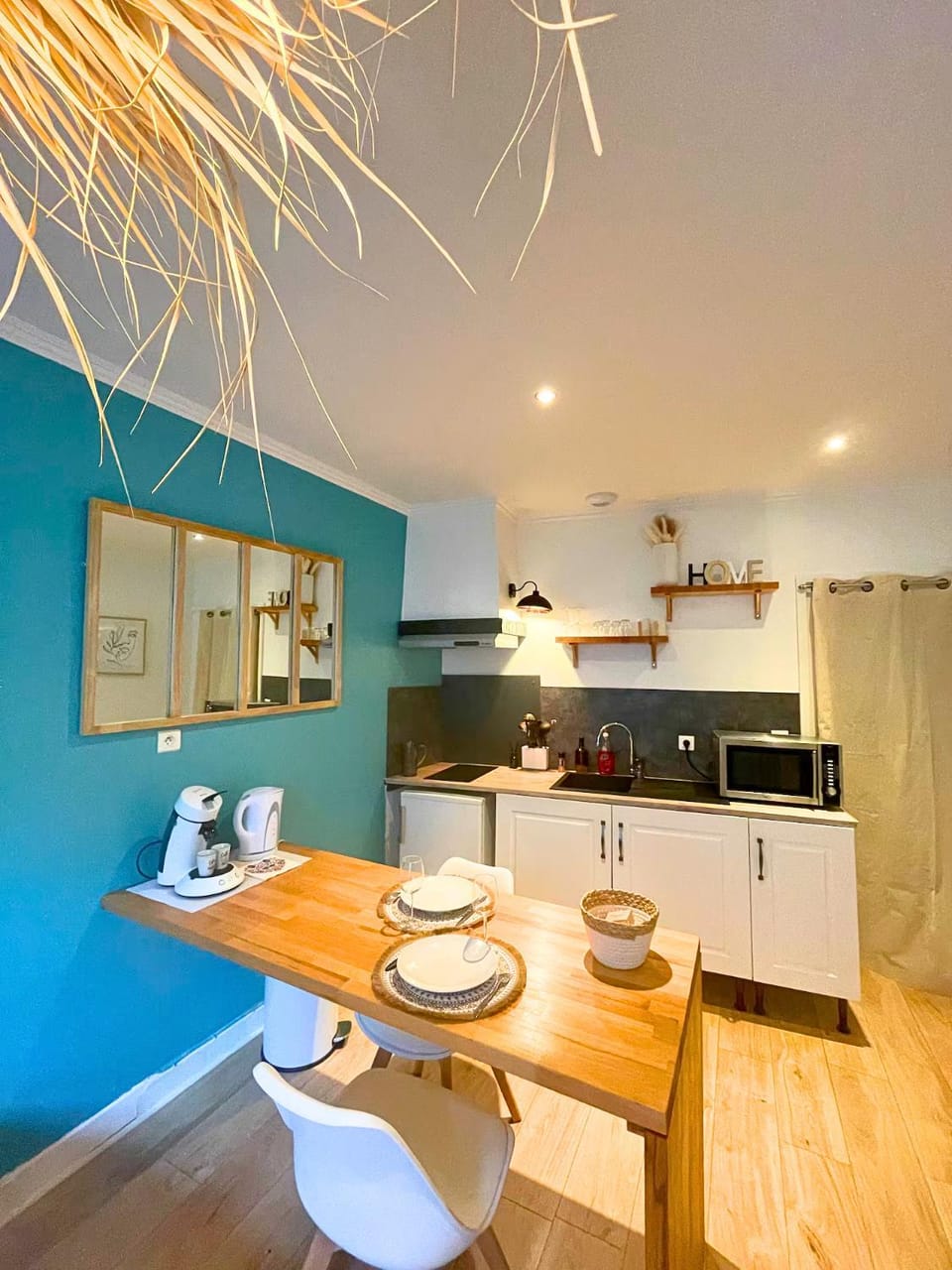 Kitchen or kitchenette, microwave, stove, kitchen