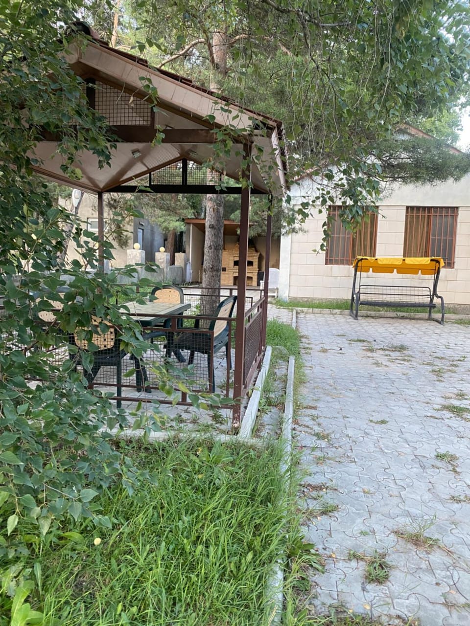 Коттедж на берегу оз. Севан House in Armenia