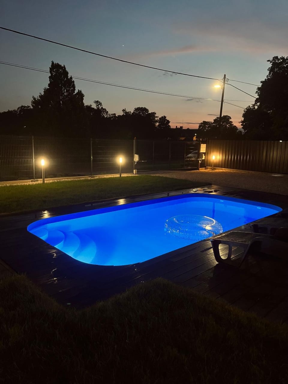 Swimming pool