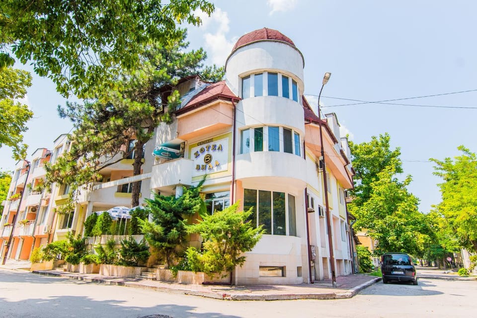 Vida Family Hotel -Top Central Location Hotel in Dolj County, Romania
