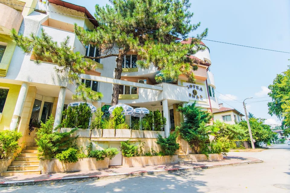 Vida Family Hotel -Top Central Location Hotel in Dolj County, Romania