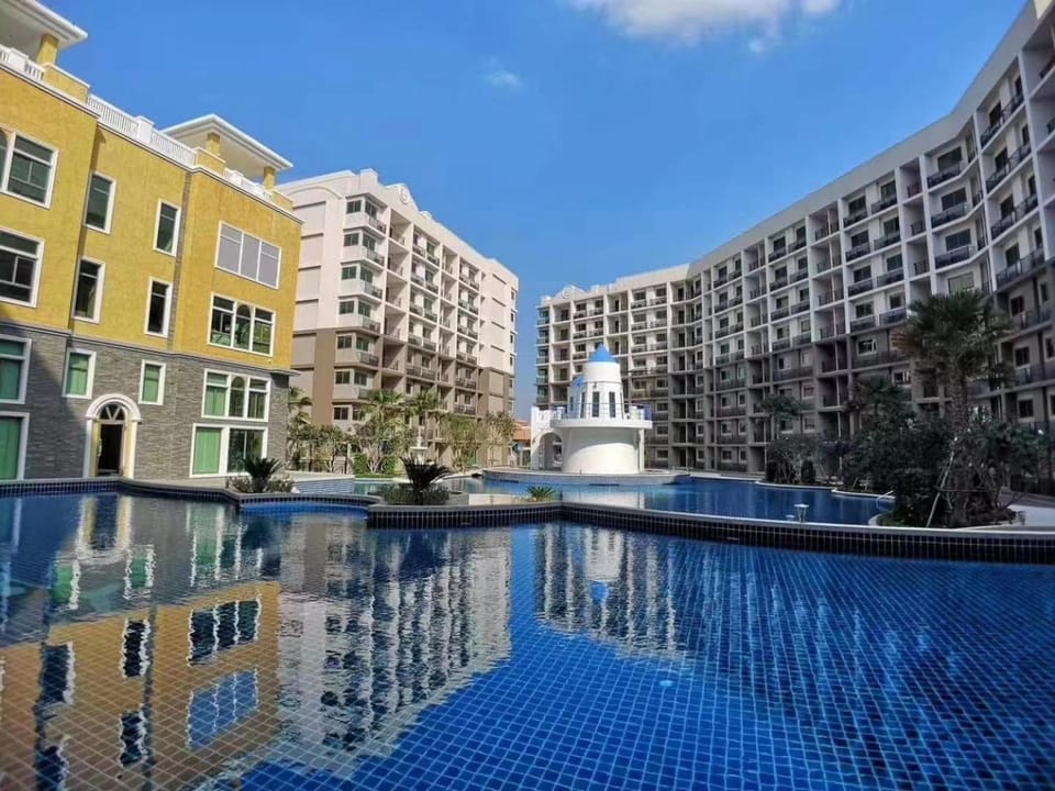 Arcadia Beach Continen Apartment in Pattaya City