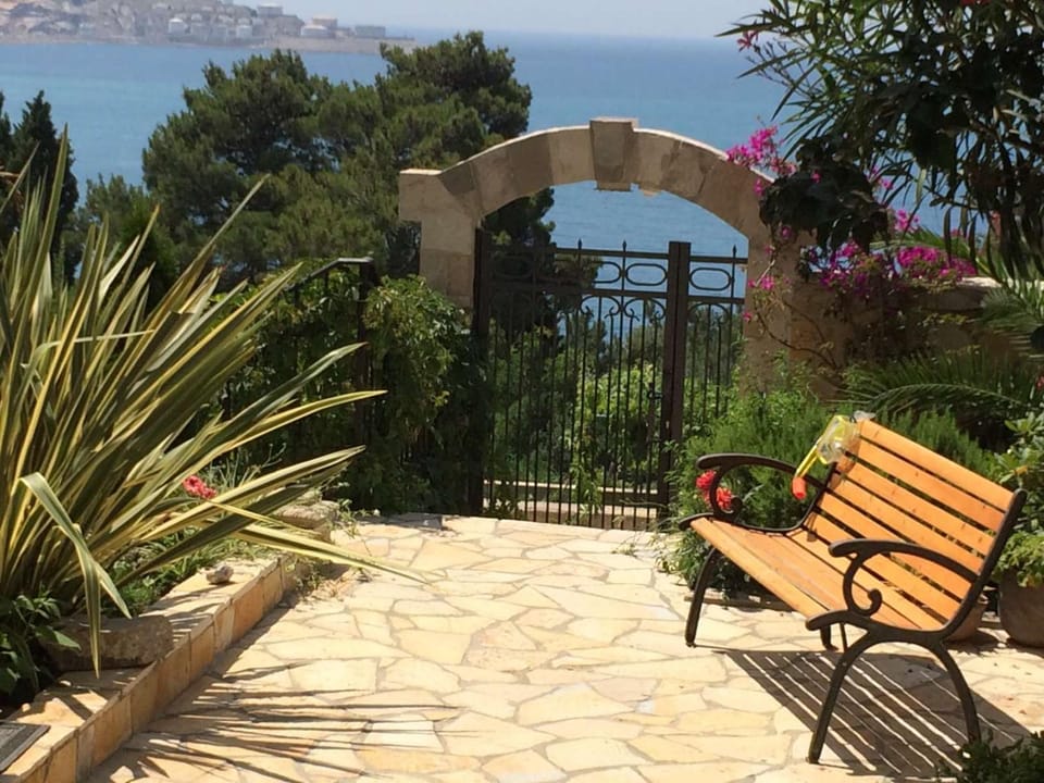 Grlica Apartment in Montenegro