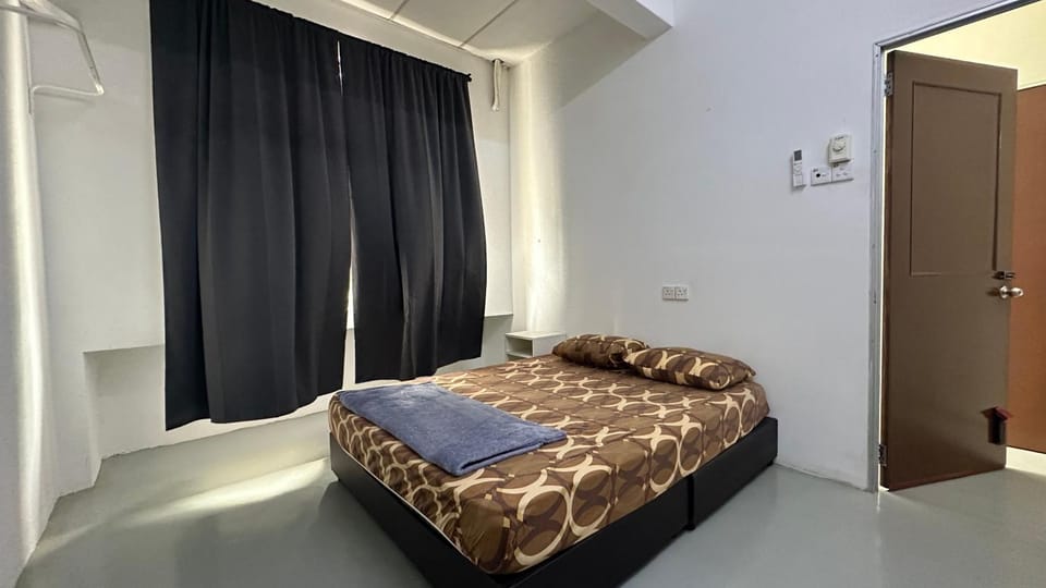 Jiaxin Dormitory-Setia Indah 家馨青年旅宿 Bed and Breakfast in Johor Bahru