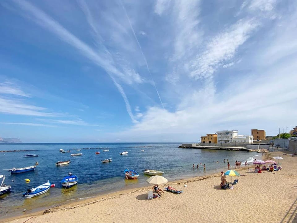 Nearby landmark, Day, People, Natural landscape, Beach, Sea view, group of guests, sunbed
