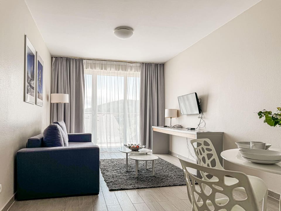 VacationClub - Stubai Apartament 21 Apartment in Lower Silesian Voivodeship