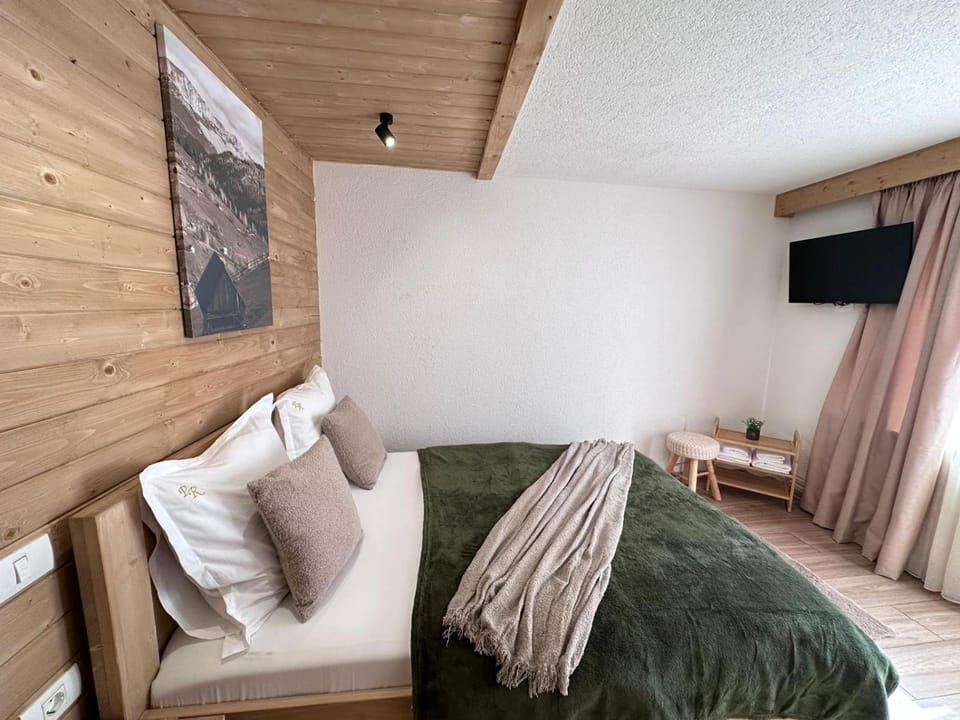 Pensiunea Rodica Bed and Breakfast in Brașov County