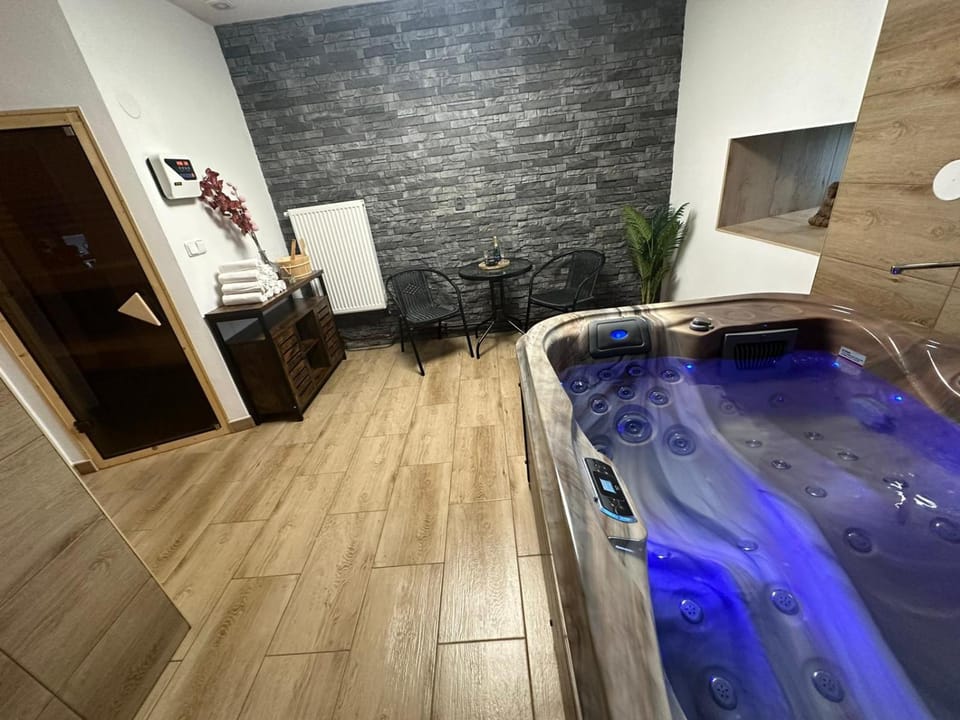 Hot Tub