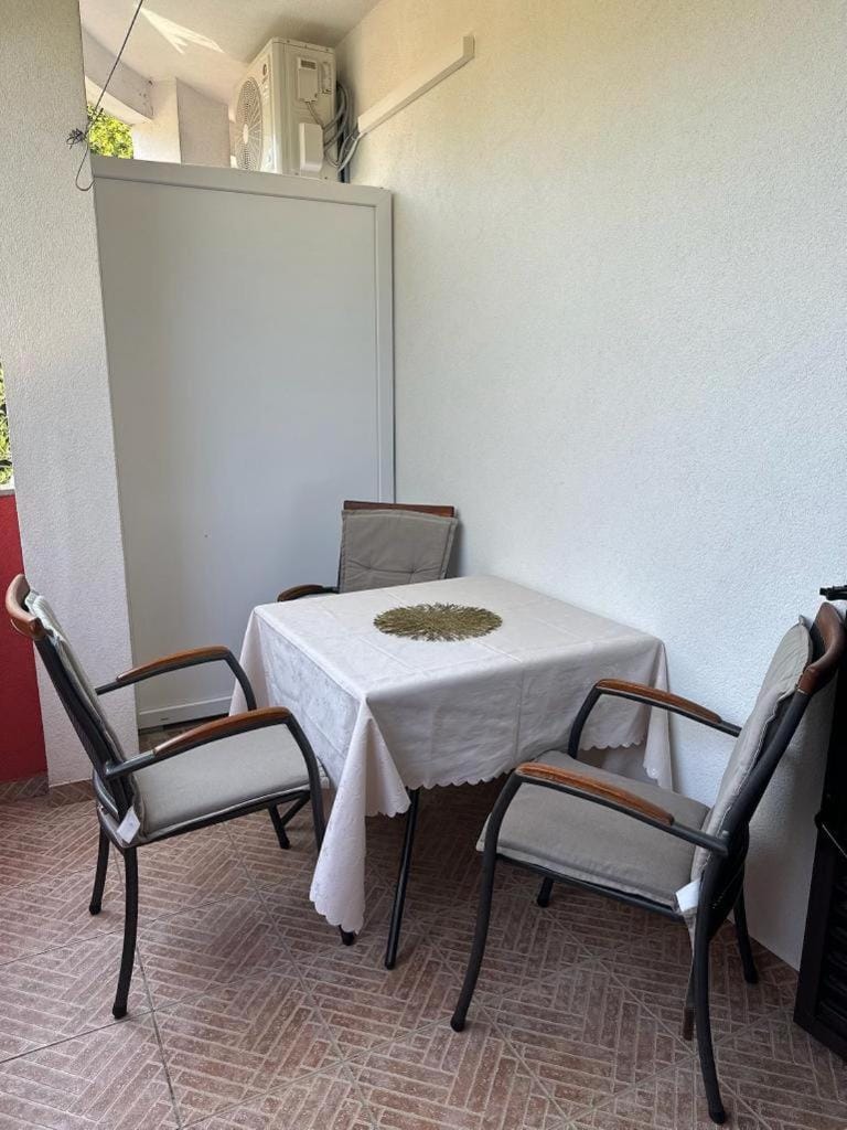 Apartment and rooms JAZ Apartment in Seline
