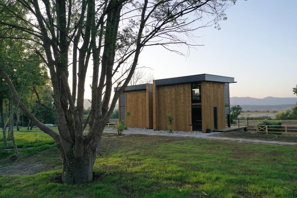 Property building, Natural landscape, Garden view