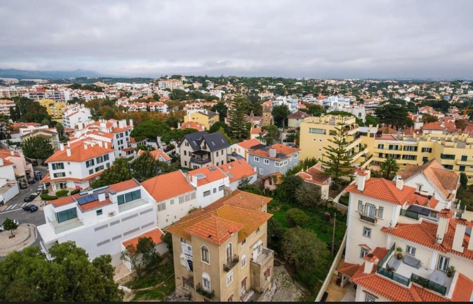 Atlantic Views Luxury Retreat Apartment in Estoril