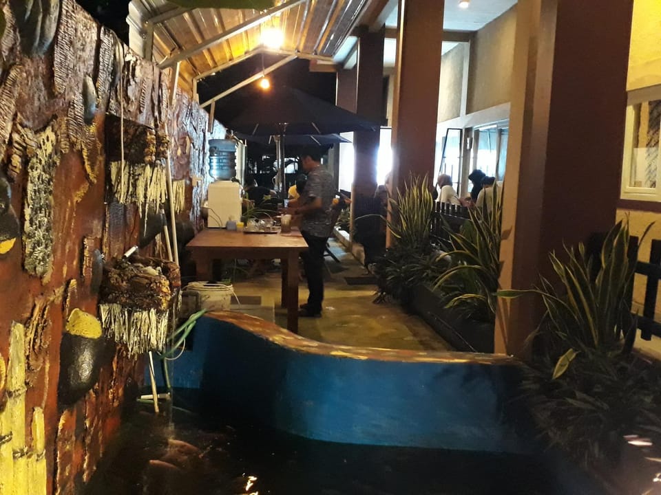 New Lishafa Guesthouse Bed and Breakfast in Indonesia