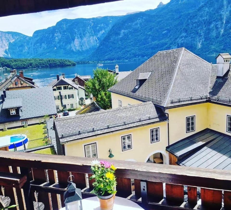 Pension Leopoldine Bed and Breakfast in Hallstatt