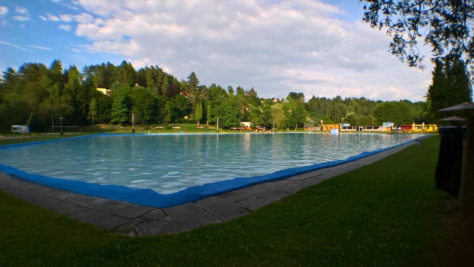 Activities, Pool view