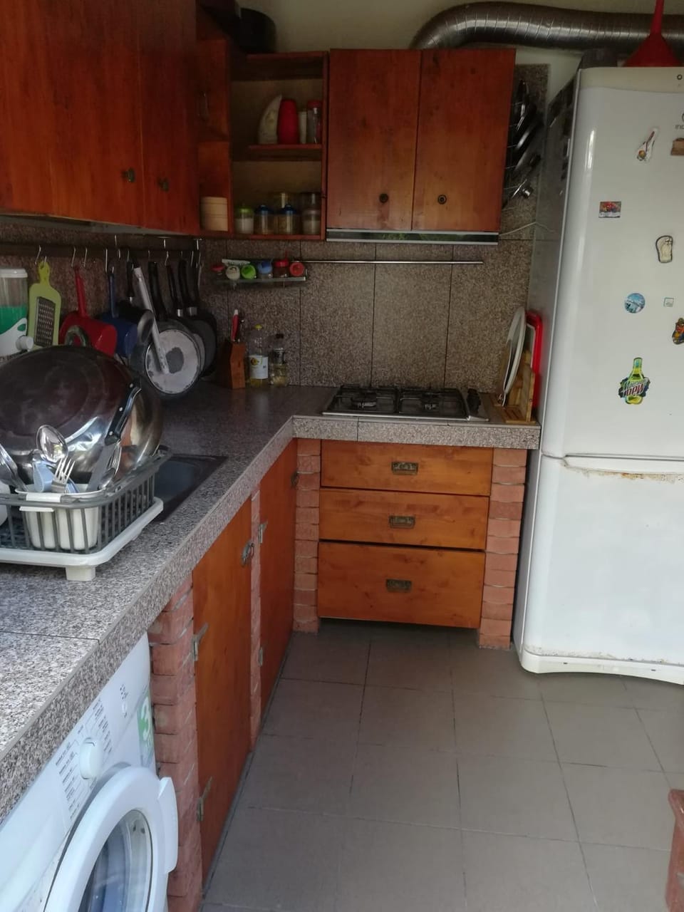Kitchen or kitchenette, Communal kitchen