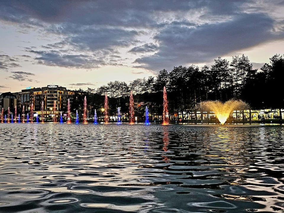 Nearby landmark, Day, Lake view