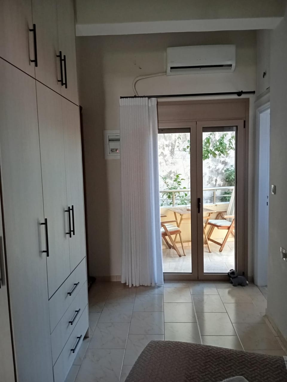 Balcony/Terrace, wardrobe