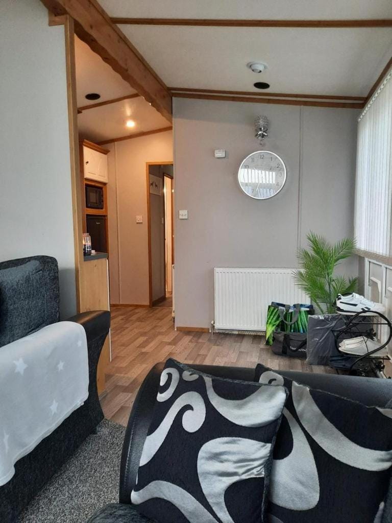 TV and multimedia, Seating area