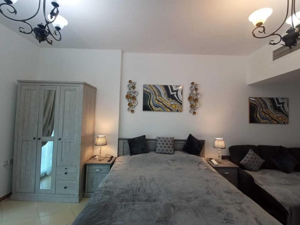 Diamond 2 Tower Marina Apartment Apartment in Dubai