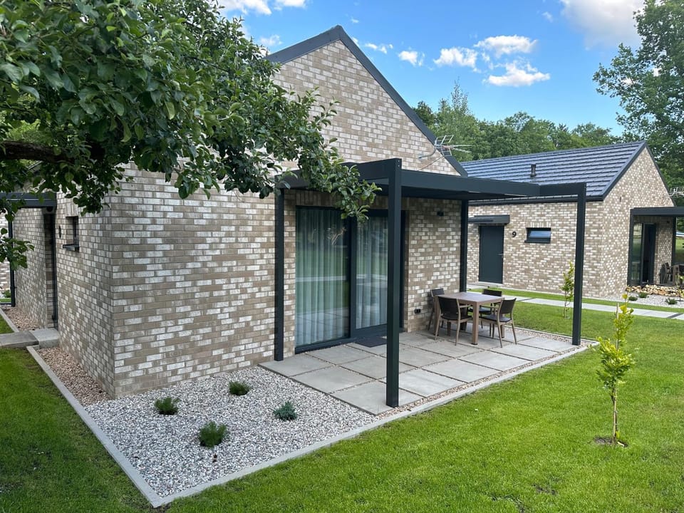 Property building, Balcony/Terrace