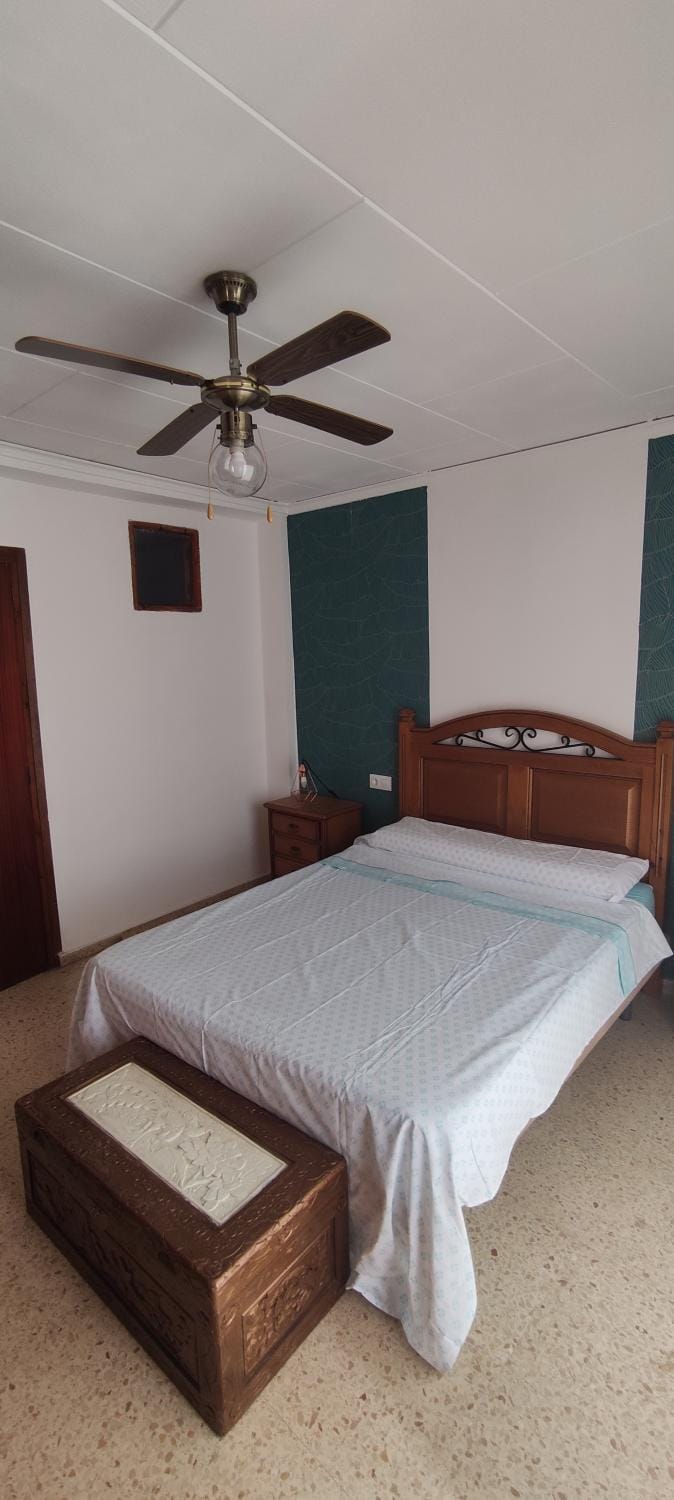 Bed, Bedroom, fireplace