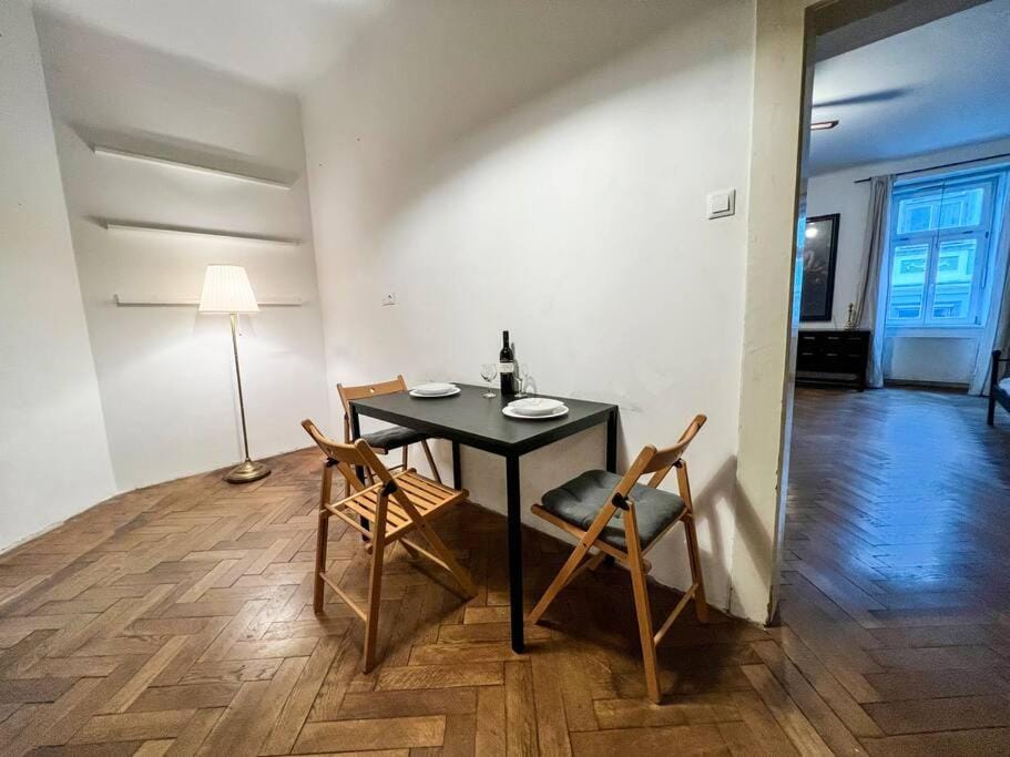 Gallus' Secret Romance Apartment in Ljubljana