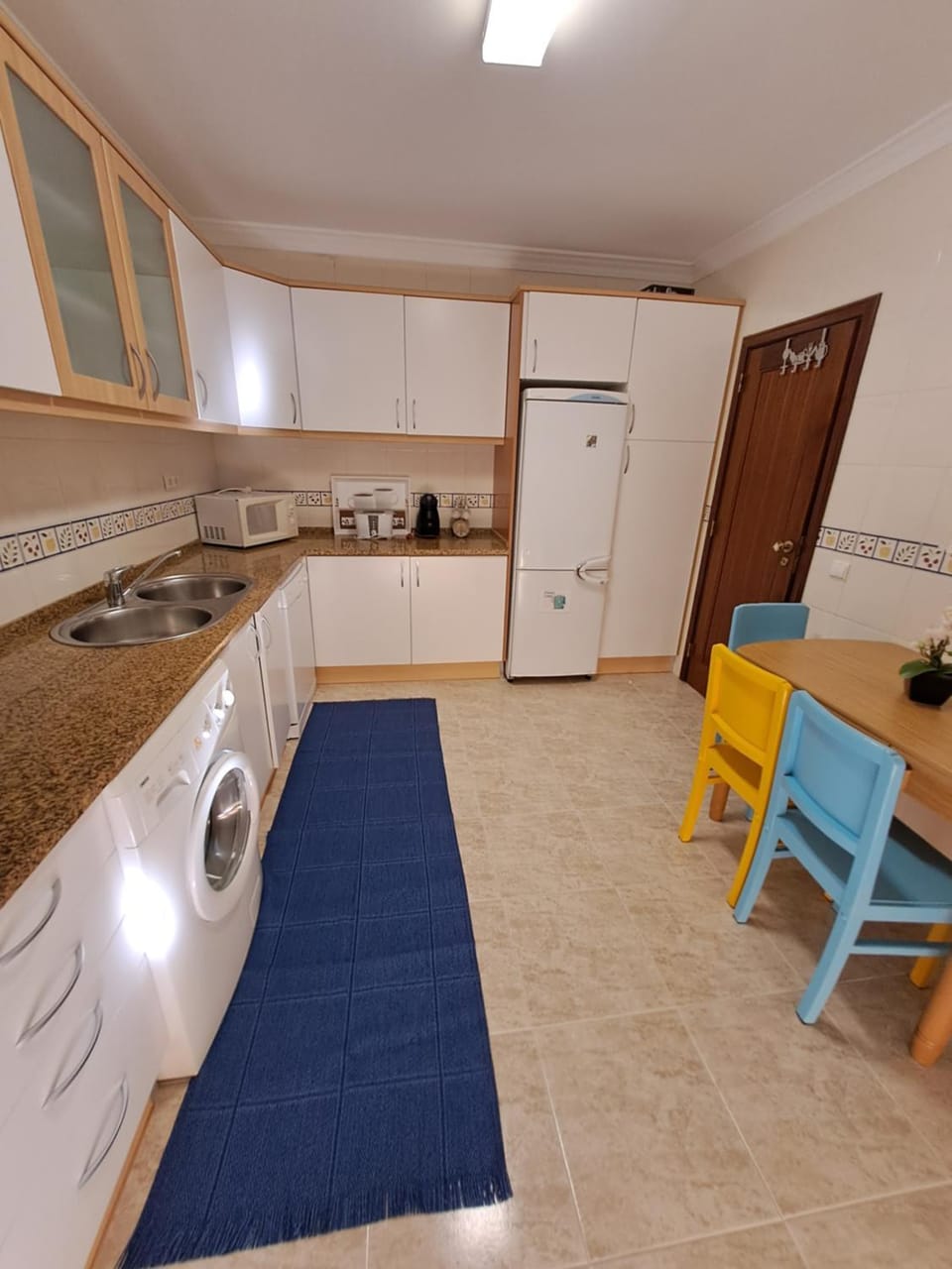 Coffee/tea facilities, Kitchen or kitchenette, dishwasher, minibar, pet friendly, washing machine