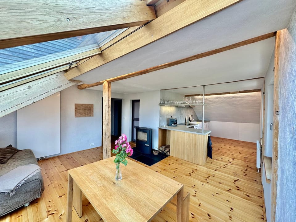Living room, Seating area, pet friendly