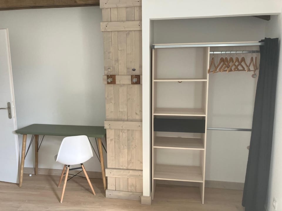 wardrobe
