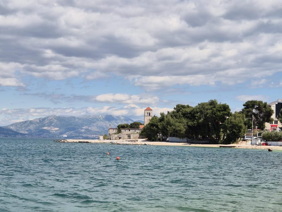 Nearby landmark, Day, Natural landscape, Beach, Mountain view, Sea view