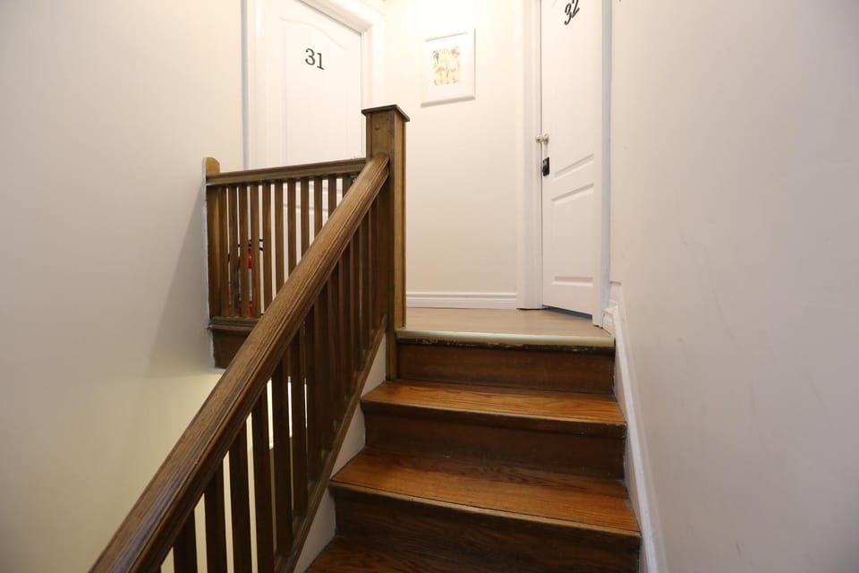 Phoebe Wang Bed and Breakfast in Toronto