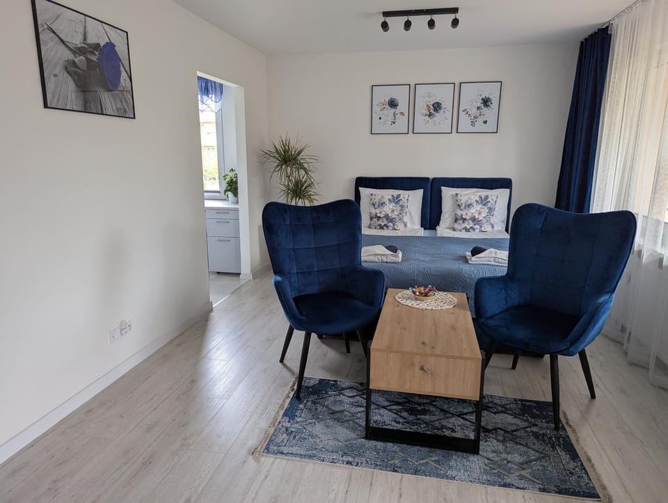 Living room, Bedroom