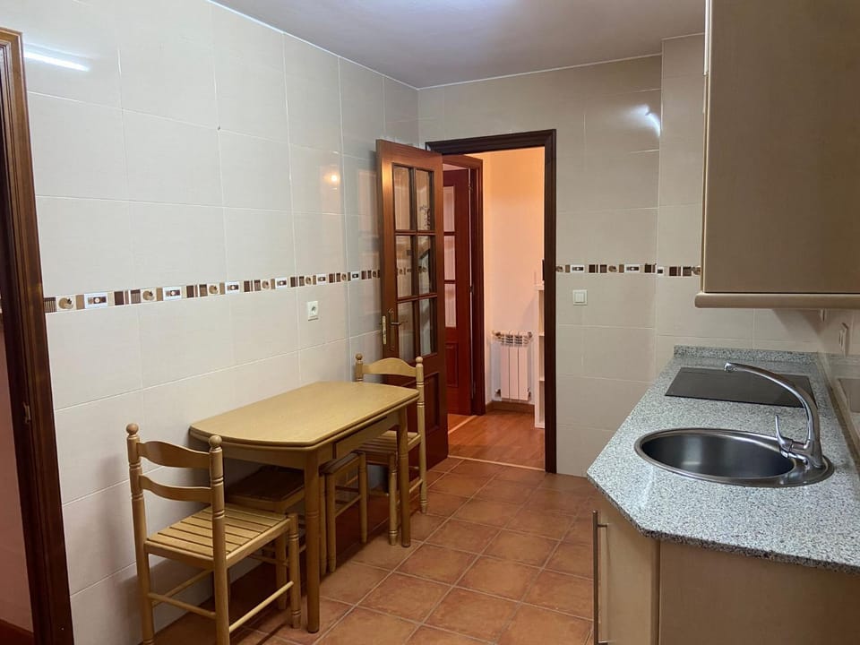 3 A Piso centrico dos dormitorios en Santiago Apartment in Santiago de Compostela