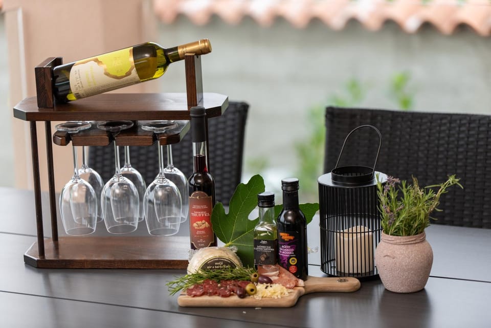 Lounge or bar, Drinks