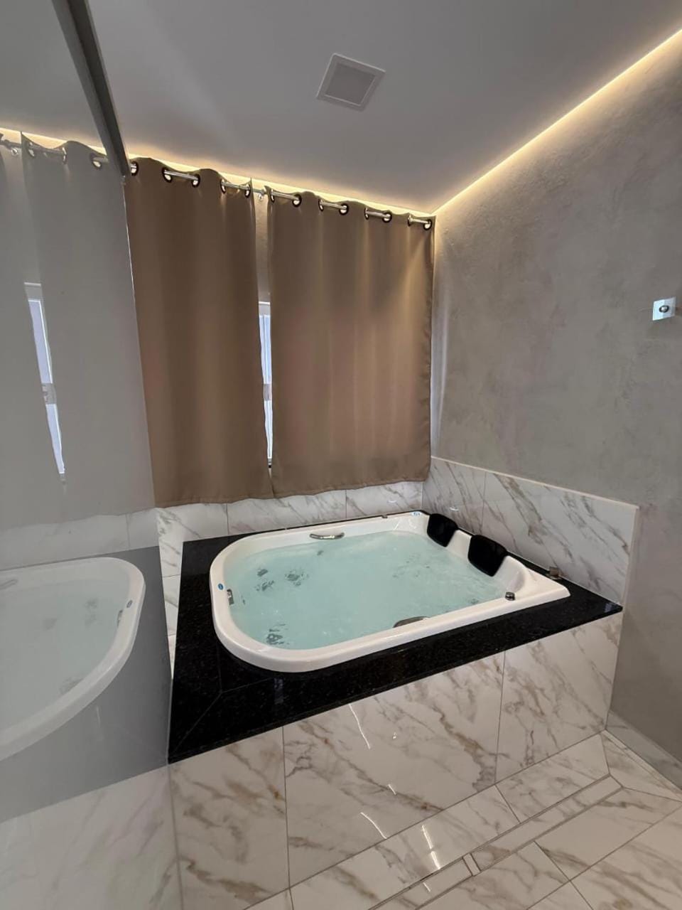 Hot Tub, Bathroom, Bath